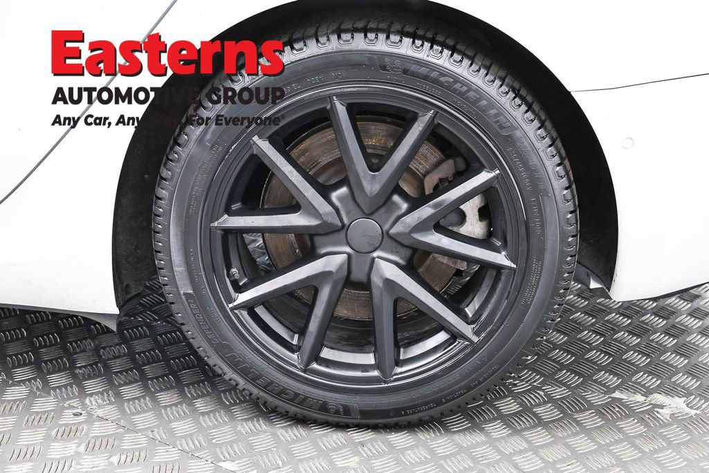 Used 2020 Tesla Model 3 Standard Range RWD image 26