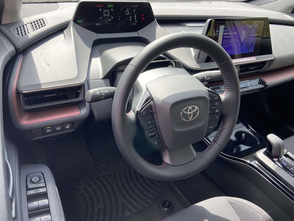 Used 2026 Toyota Prius Plug-In Hybrid FWD image 12