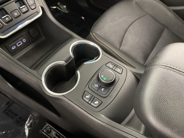 Used 2021 GMC Terrain SLT w/ Infotainment Package II FWD image 31