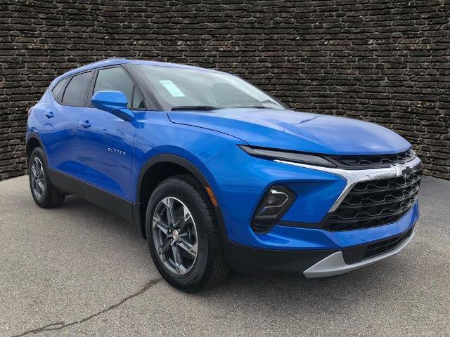 New 2025 Chevrolet Blazer LT w/ Convenience Package image 2