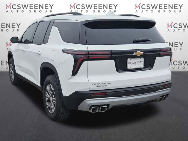 New 2026 Chevrolet Traverse LT image 3
