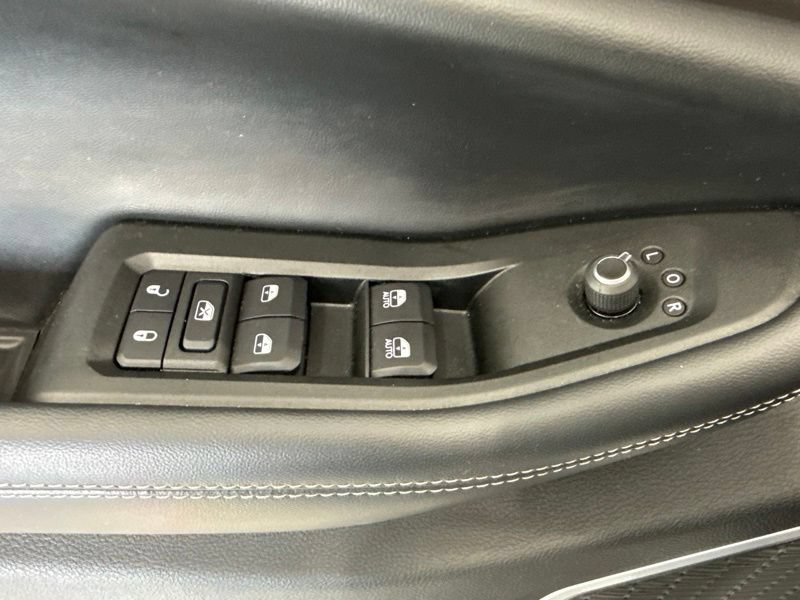 Used 2021 Jeep Grand Cherokee L Limited AWD/4WD image 25