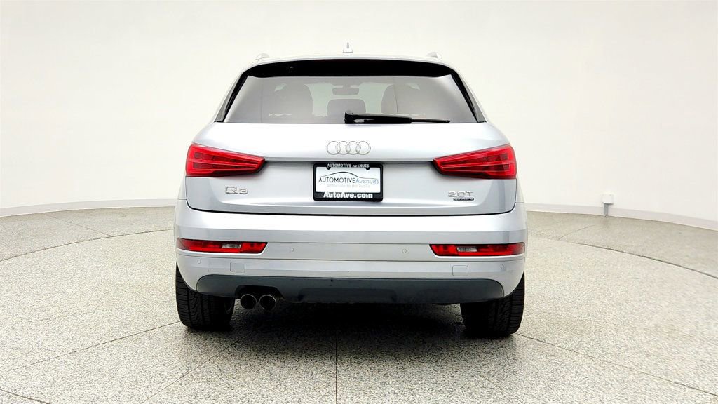 Used 2018 Audi Q3 2.0T Premium Plus w/ Premium Plus Package AWD/4WD image 6