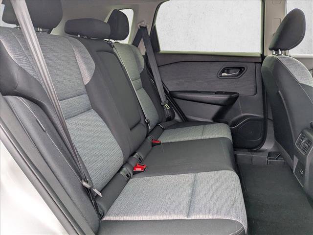 Used 2023 Nissan Rogue SV image 20
