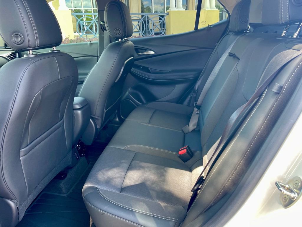 Used 2023 Buick Encore GX Select w/ Sport Touring Package image 10
