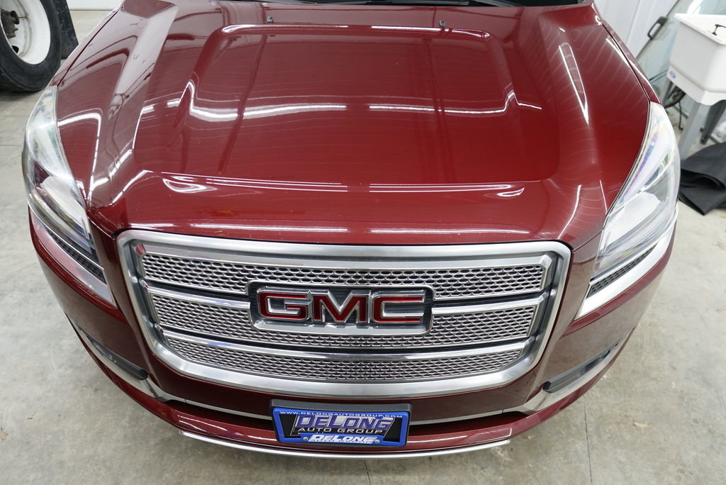 Used 2015 GMC Acadia Denali image 4