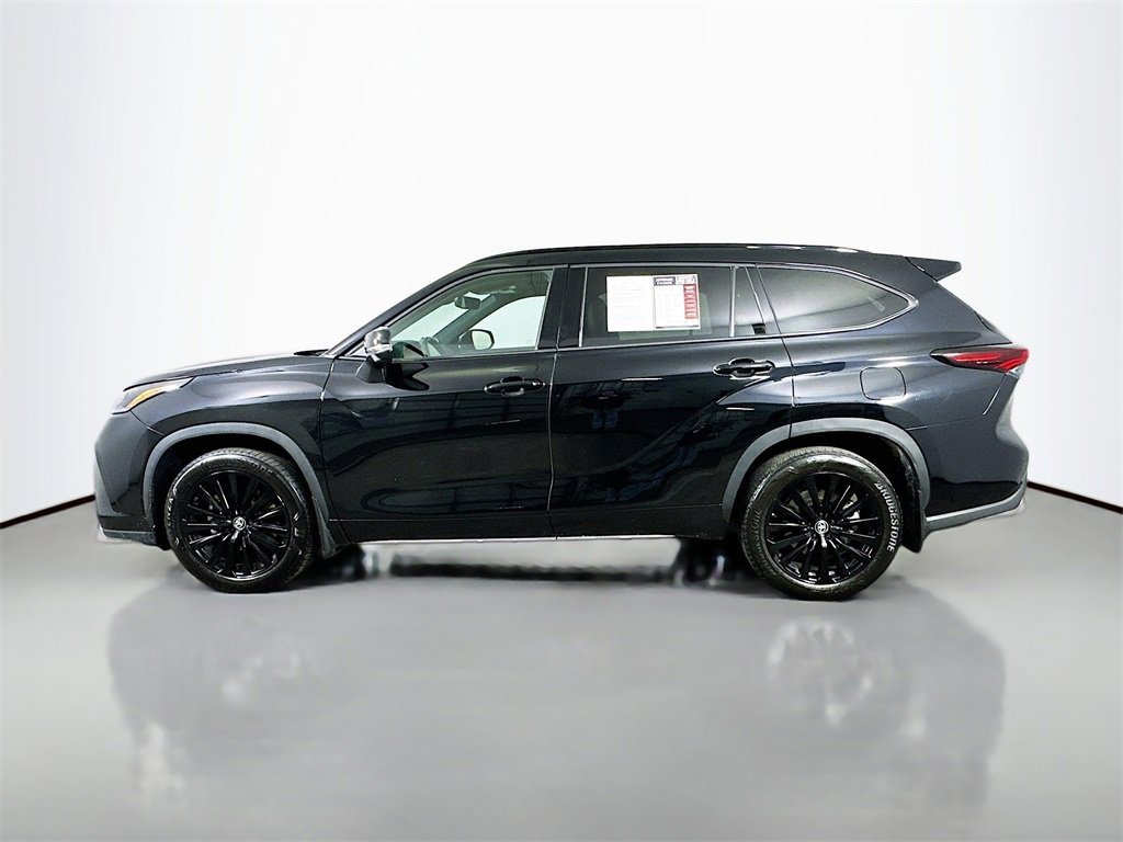 Used 2024 Toyota Highlander XSE image 5