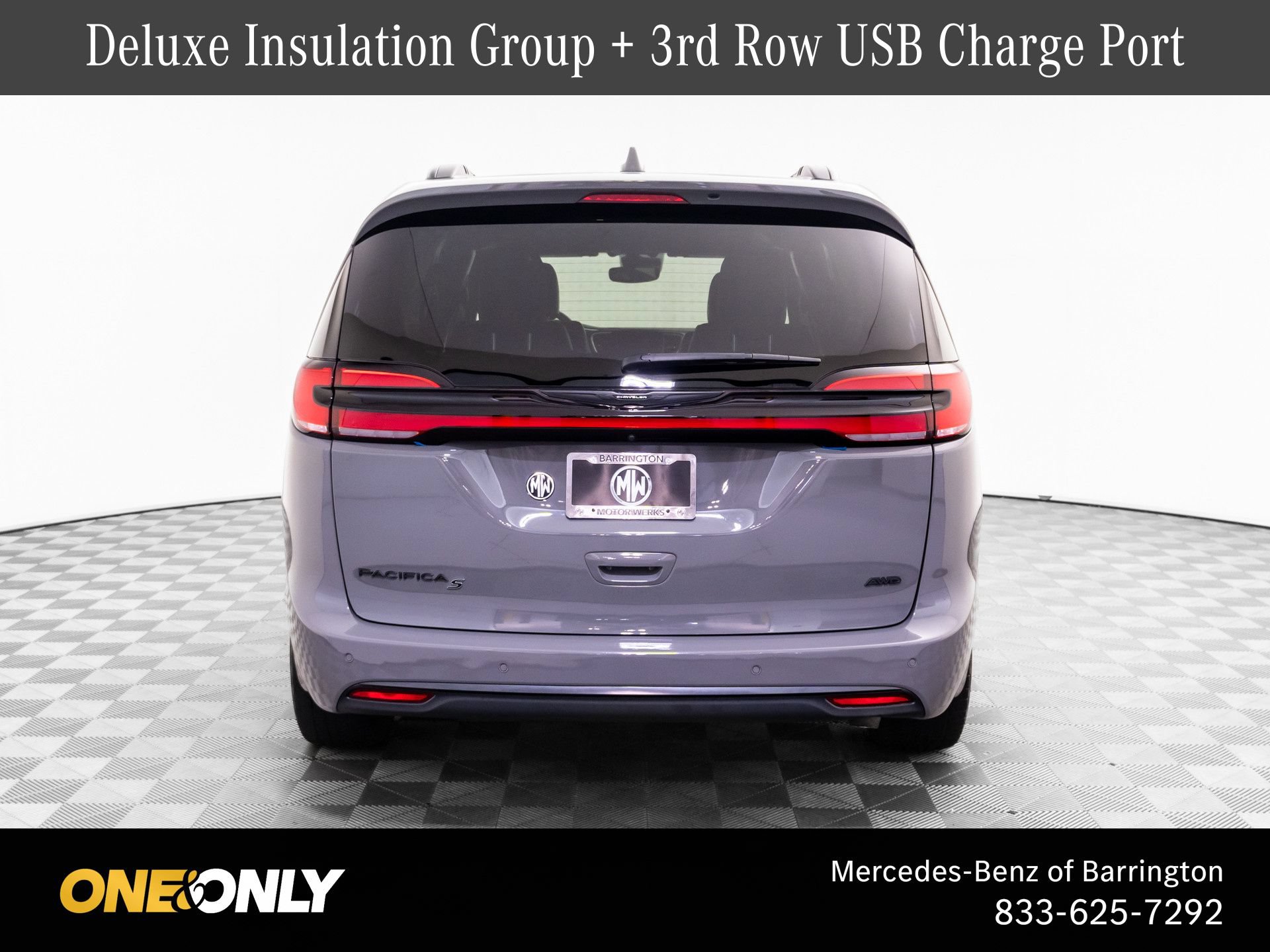 Used 2021 Chrysler Pacifica Touring-L w/ Premium & Safety Sphere Group AWD/4WD image 4