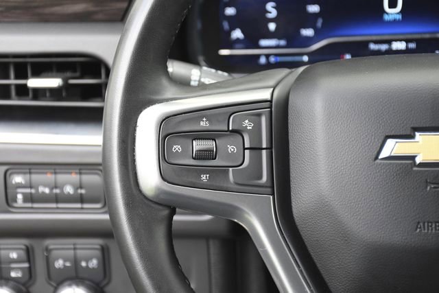 Used 2024 Chevrolet Suburban LT AWD/4WD image 8