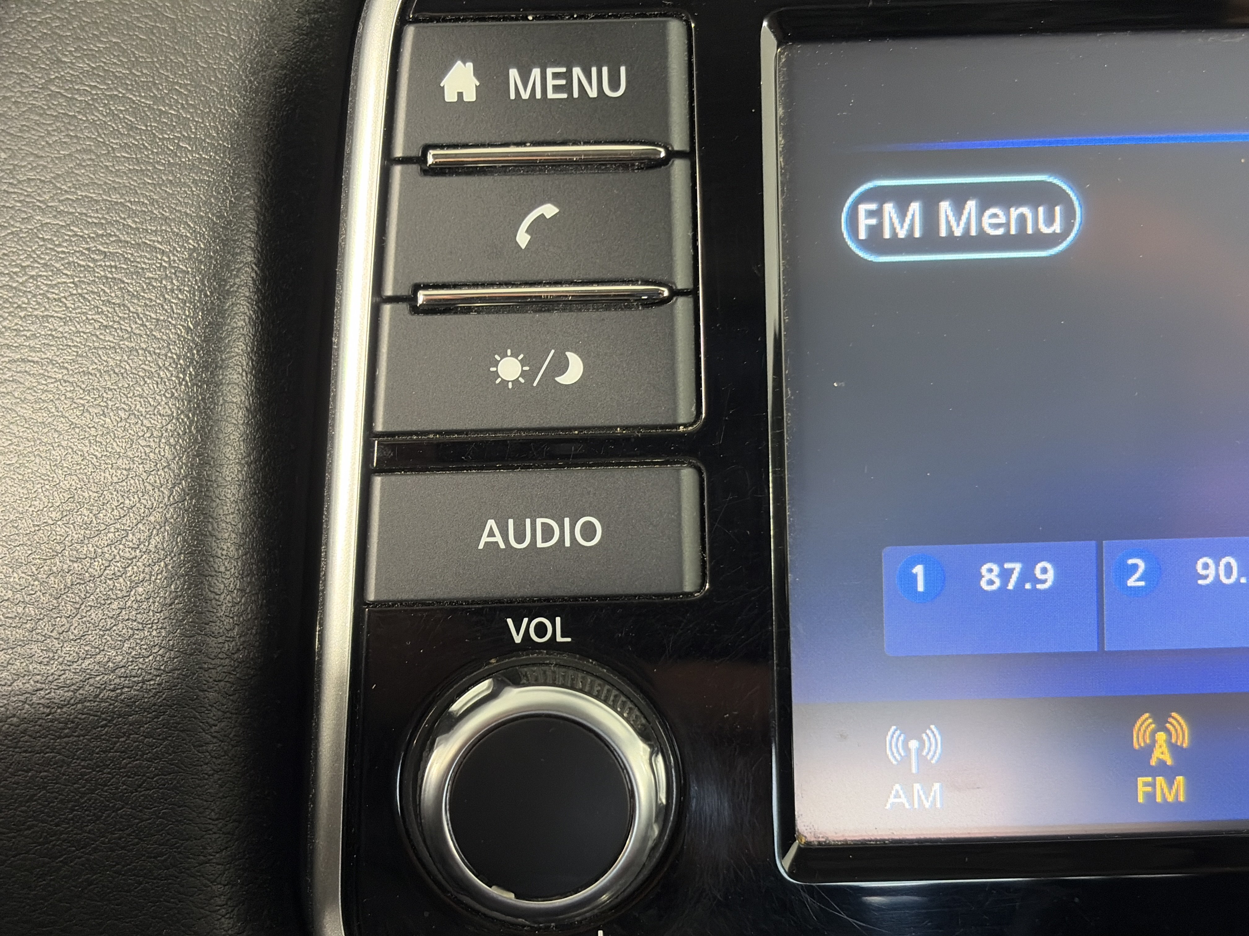 Used 2020 Nissan Versa S FWD image 20