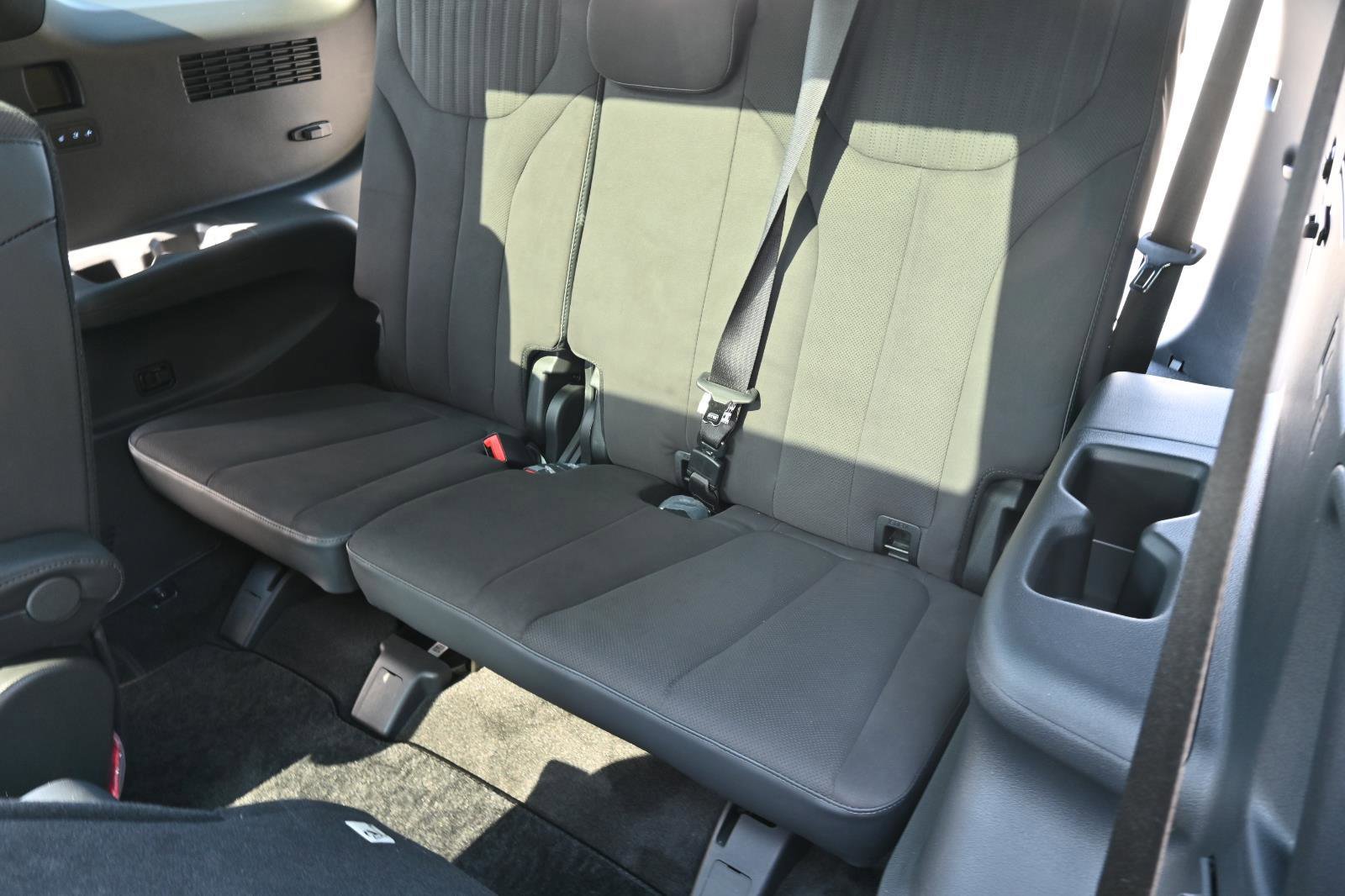 Used 2025 Hyundai Palisade Calligraphy AWD/4WD image 35