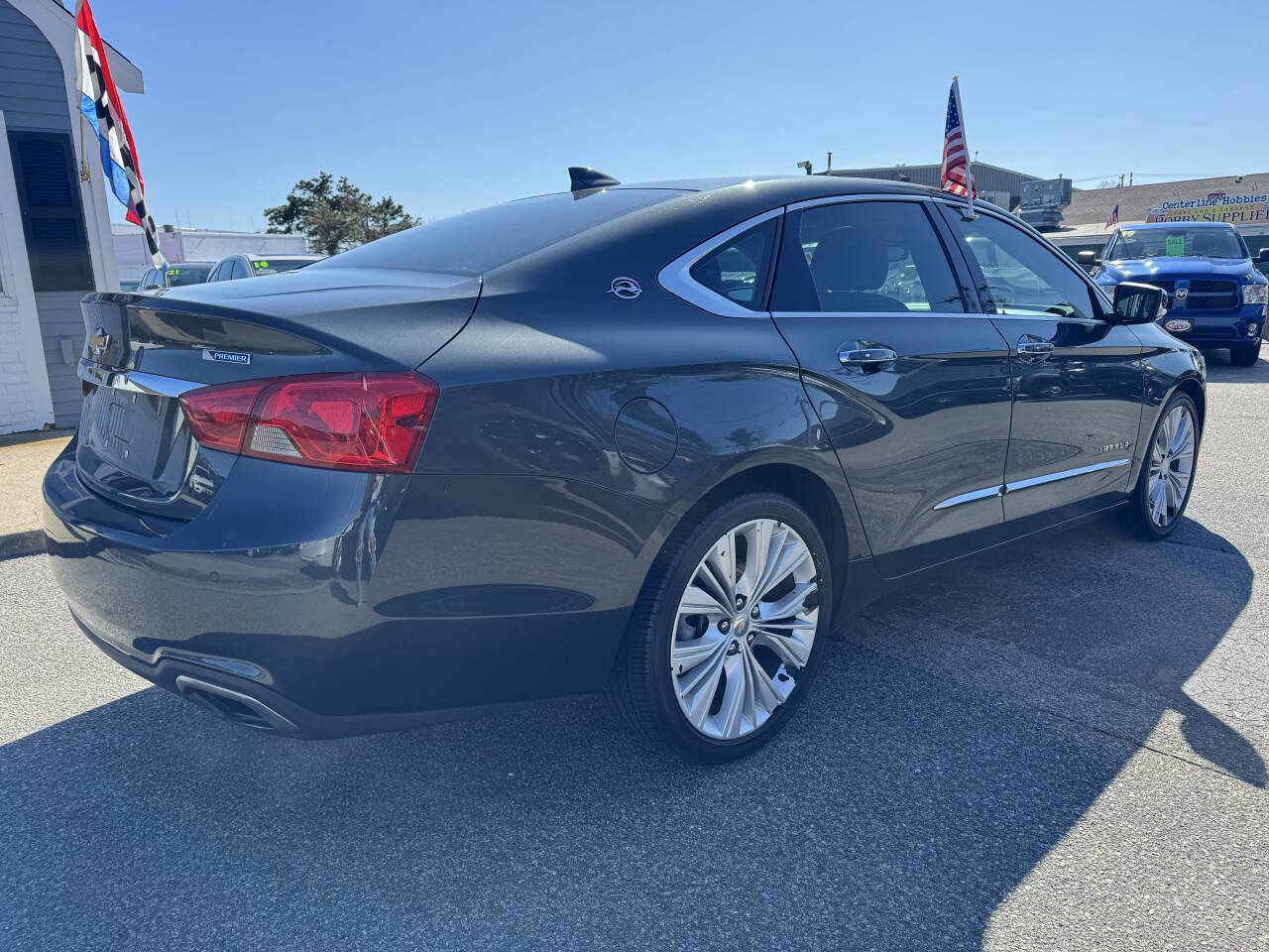 Used 2018 Chevrolet Impala Premier w/ Premier Confidence Package FWD image 9