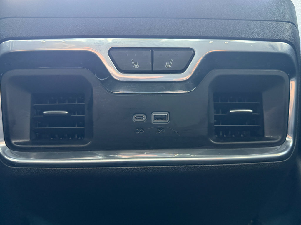 Used 2025 Chevrolet Silverado 1500 LTZ w/ LTZ Convenience Package II RWD image 29