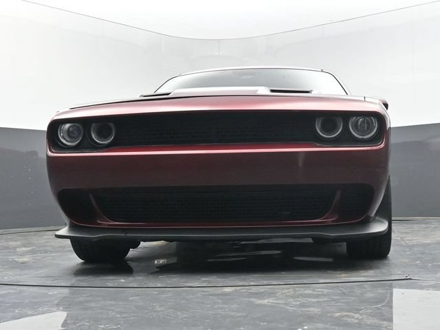 Used 2022 Dodge Challenger SXT RWD image 35