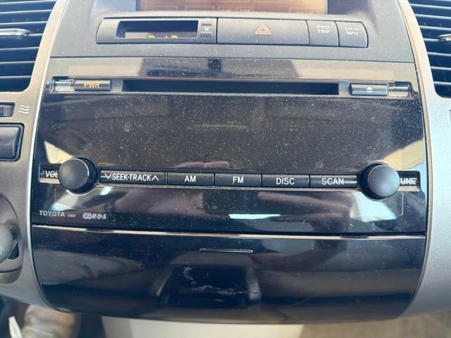 Used 2005 Toyota Prius w/ Pkg 4 FWD image 32