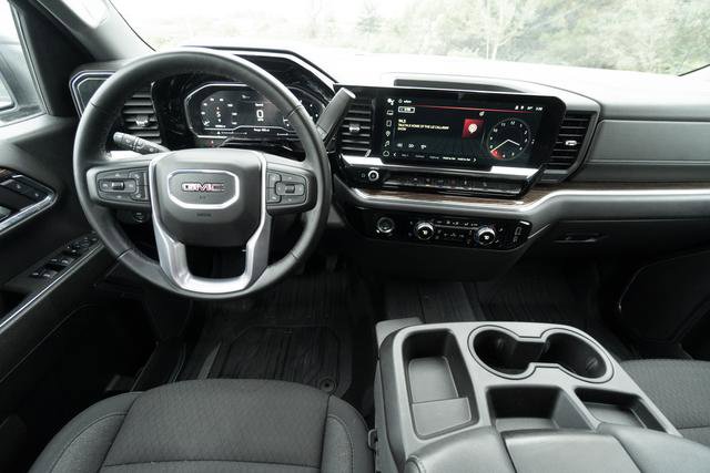 Used 2024 GMC Sierra 1500 Elevation image 20