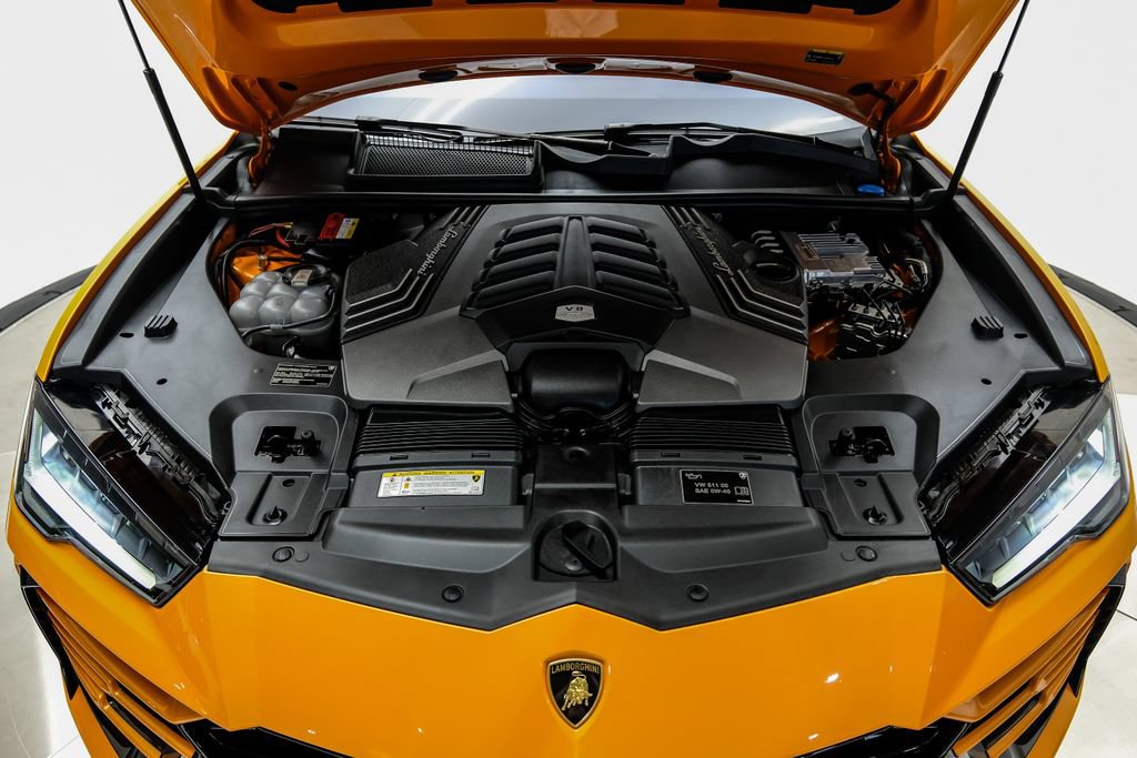 Used 2022 Lamborghini Urus AWD/4WD image 64