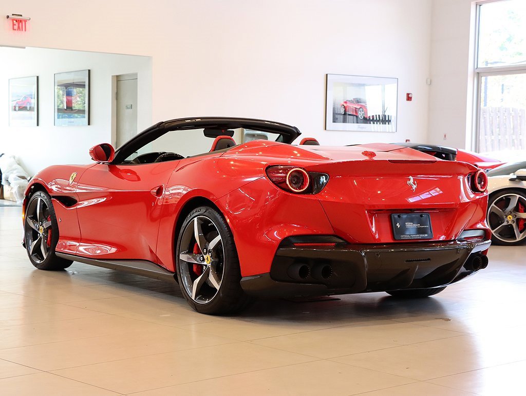 Certified 2022 Ferrari Portofino M image 2