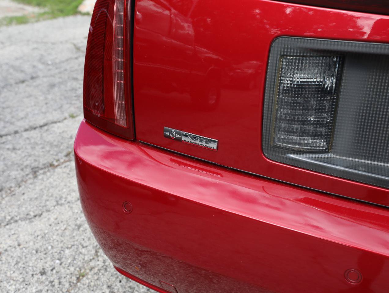 Used 2005 Cadillac XLR RWD image 9