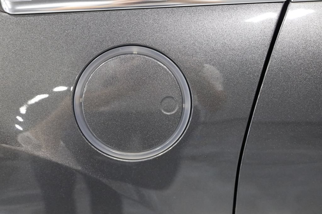 Used 2015 Ford C-MAX Energi SEL w/ Exterior Protection Package FWD image 34