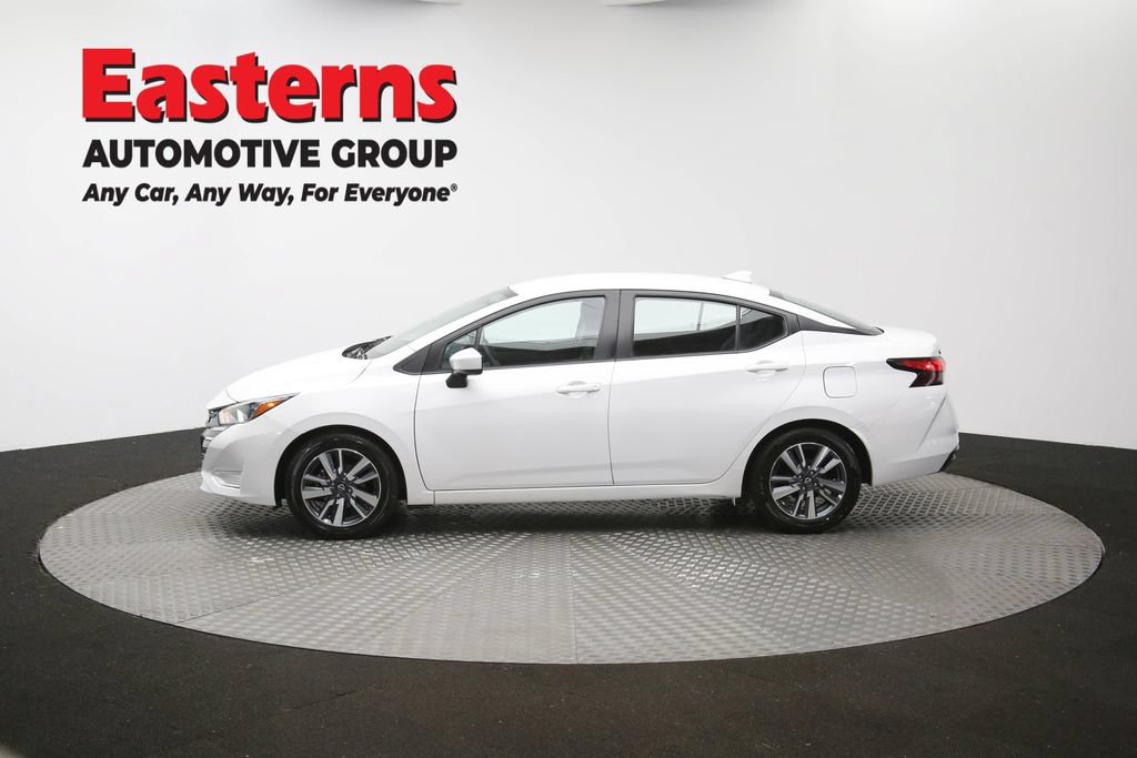Used 2023 Nissan Versa SV FWD image 59