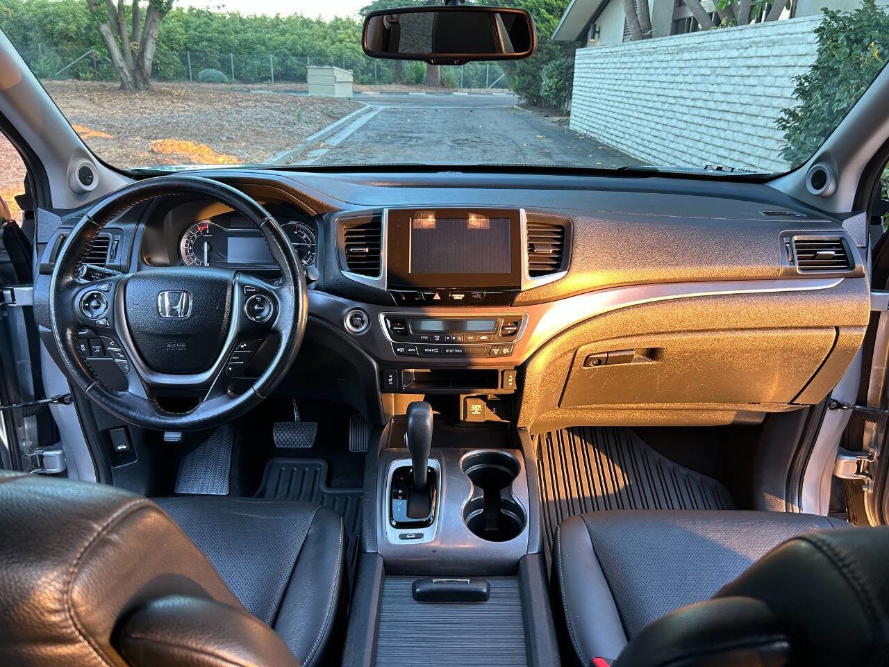Used 2017 Honda Ridgeline RTL-T image 40