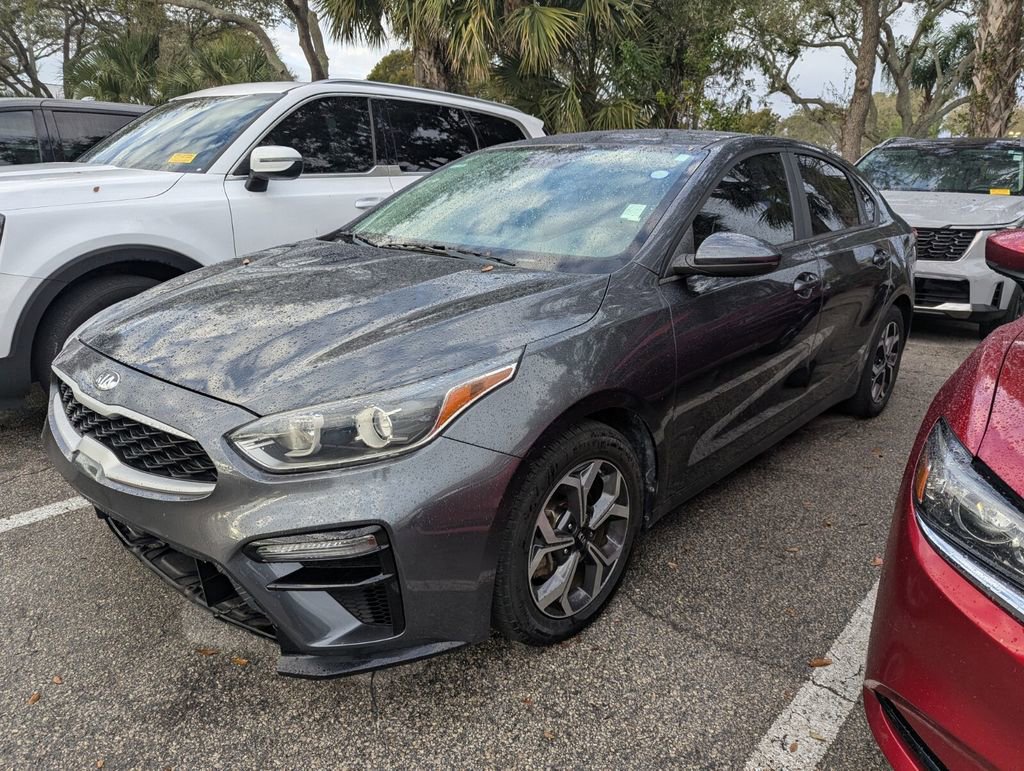 Used 2019 Kia Forte LXS image 3