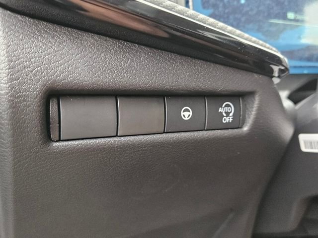 New 2026 Nissan Kicks SR image 27