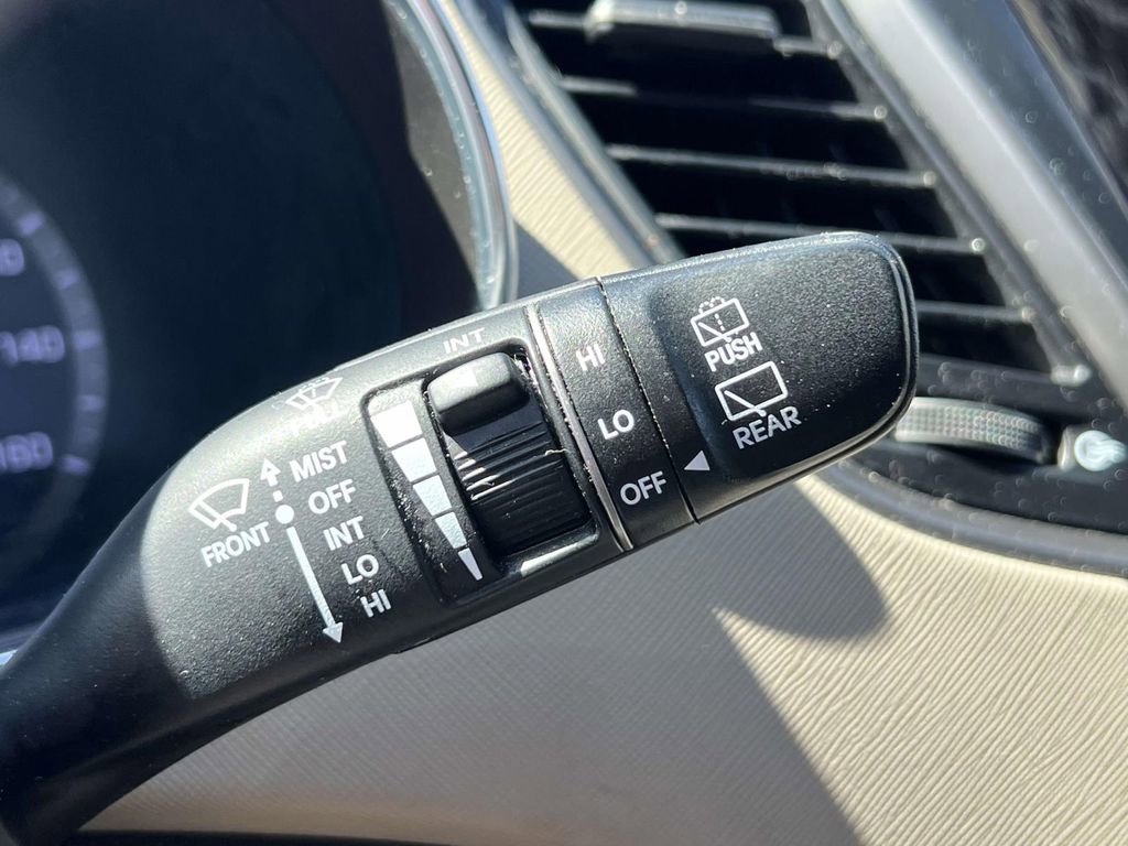 Used 2017 Hyundai Santa Fe Sport image 25