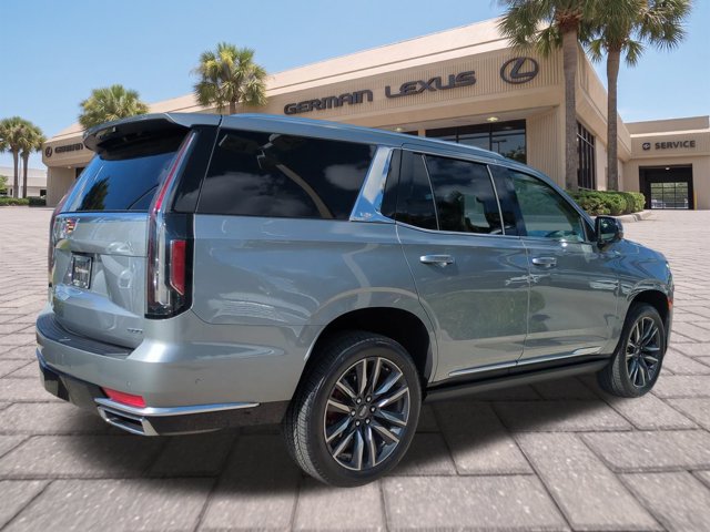 Used 2024 Cadillac Escalade Premium Luxury Platinum AWD/4WD image 4