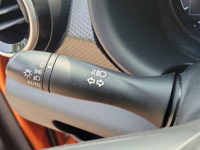 Used 2021 Nissan Kicks SV FWD image 12