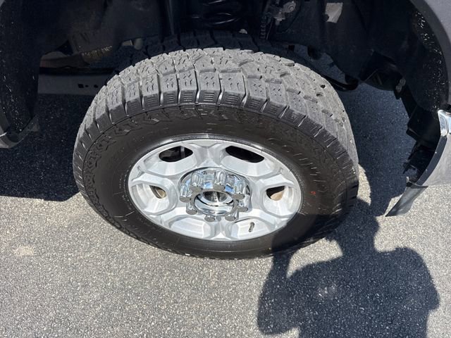 Certified 2025 Ford F250 XLT w/ Snow Plow Prep Package image 12