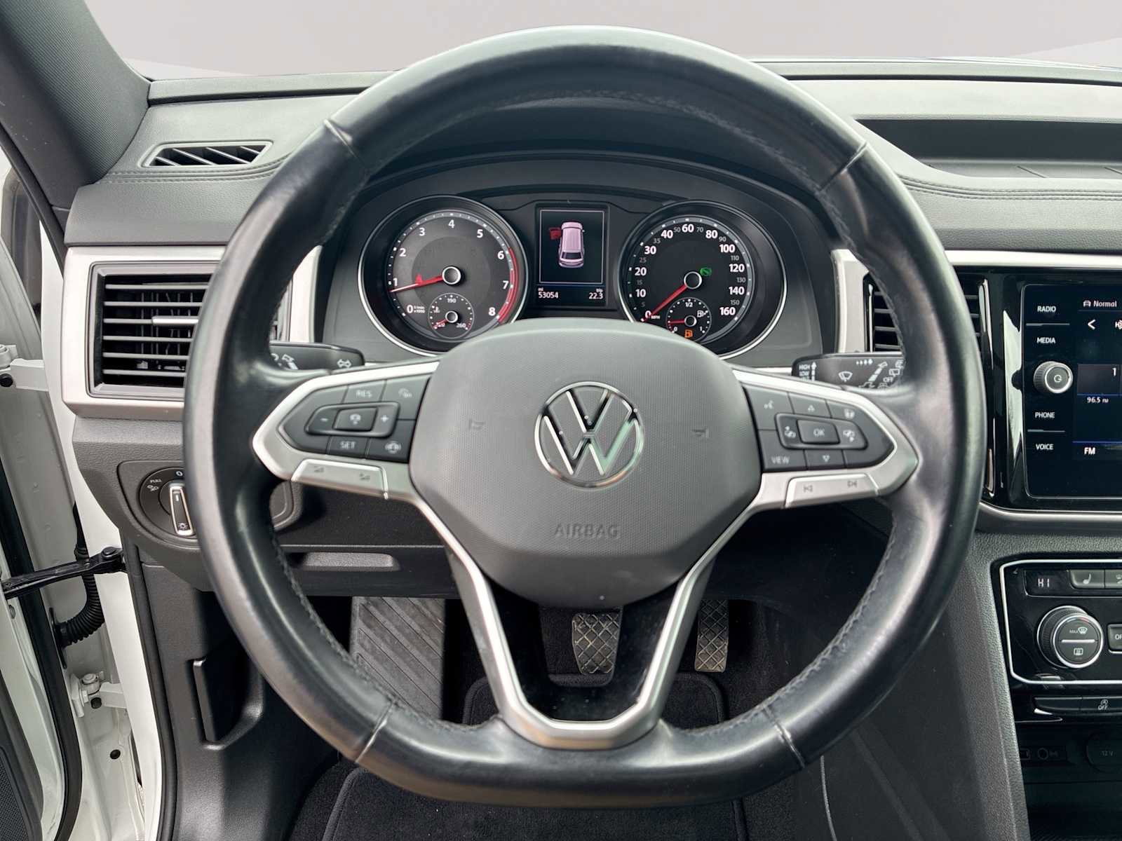 Used 2020 Volkswagen Atlas Cross Sport SEL image 10