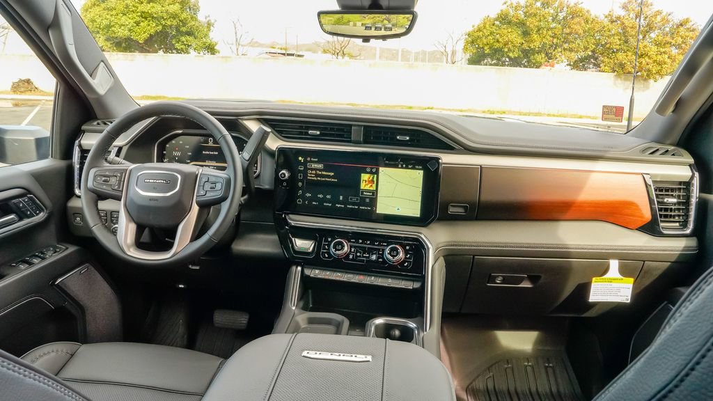 New 2025 GMC Sierra 2500 Denali w/ Technology Package image 20