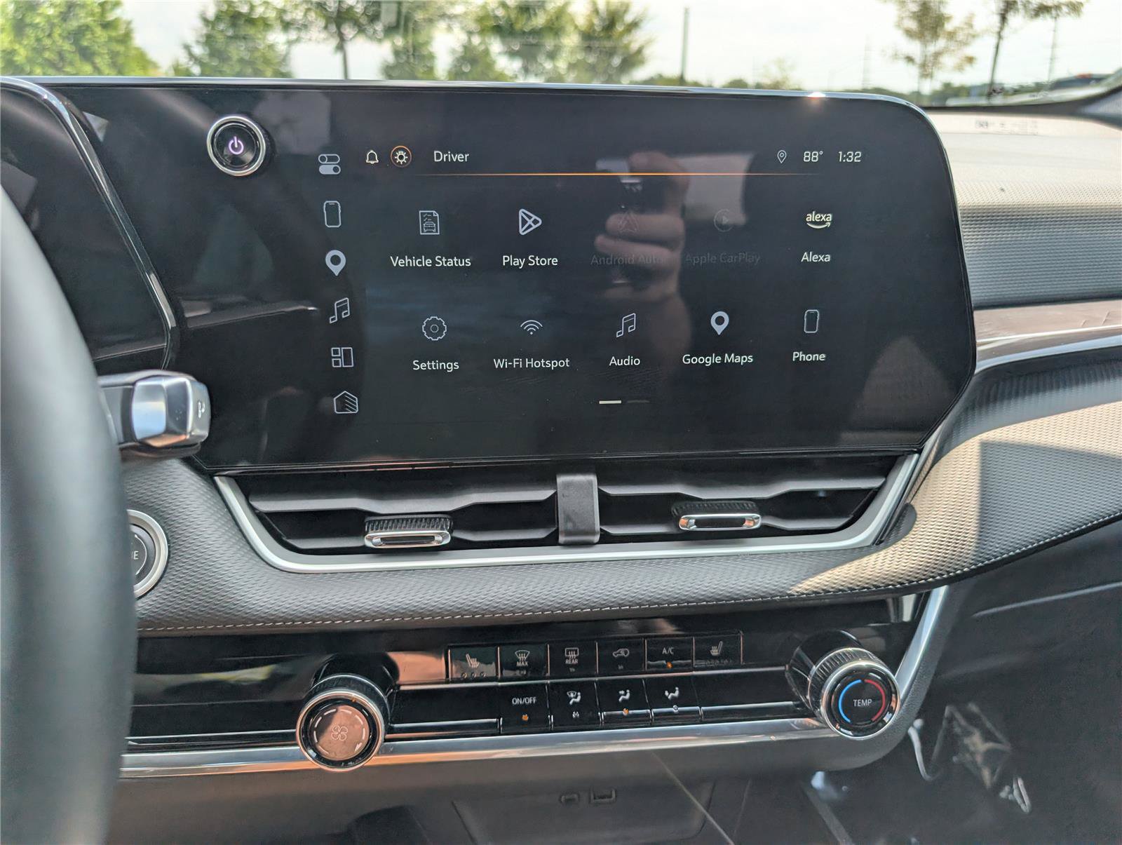 Used 2025 Chevrolet Equinox LT FWD image 27