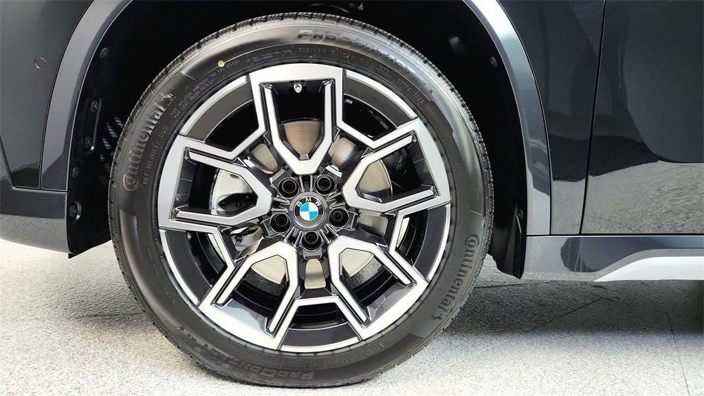 Used 2026 BMW X1 xDrive28i AWD/4WD image 38