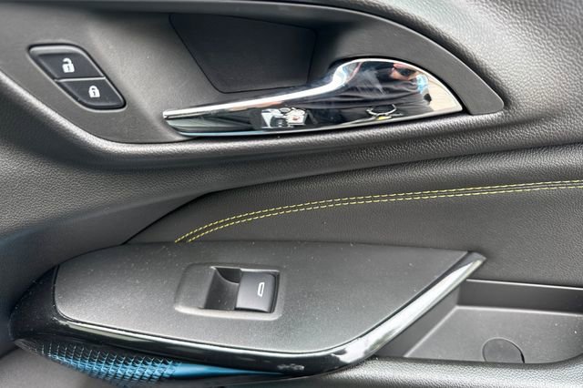 Used 2026 Chevrolet Trax LT image 21