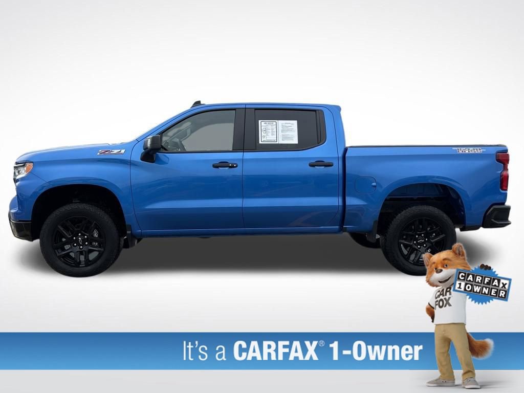 Used 2025 Chevrolet Silverado 1500 LT Trail Boss w/ Convenience Package II AWD/4WD image 2