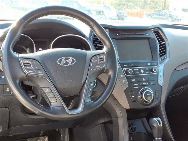 Used 2018 Hyundai Santa Fe Sport image 11