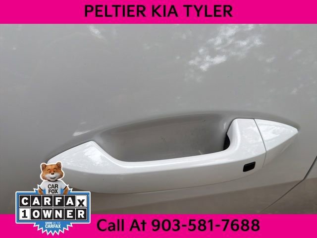 Certified 2025 Kia Sportage EX FWD image 7