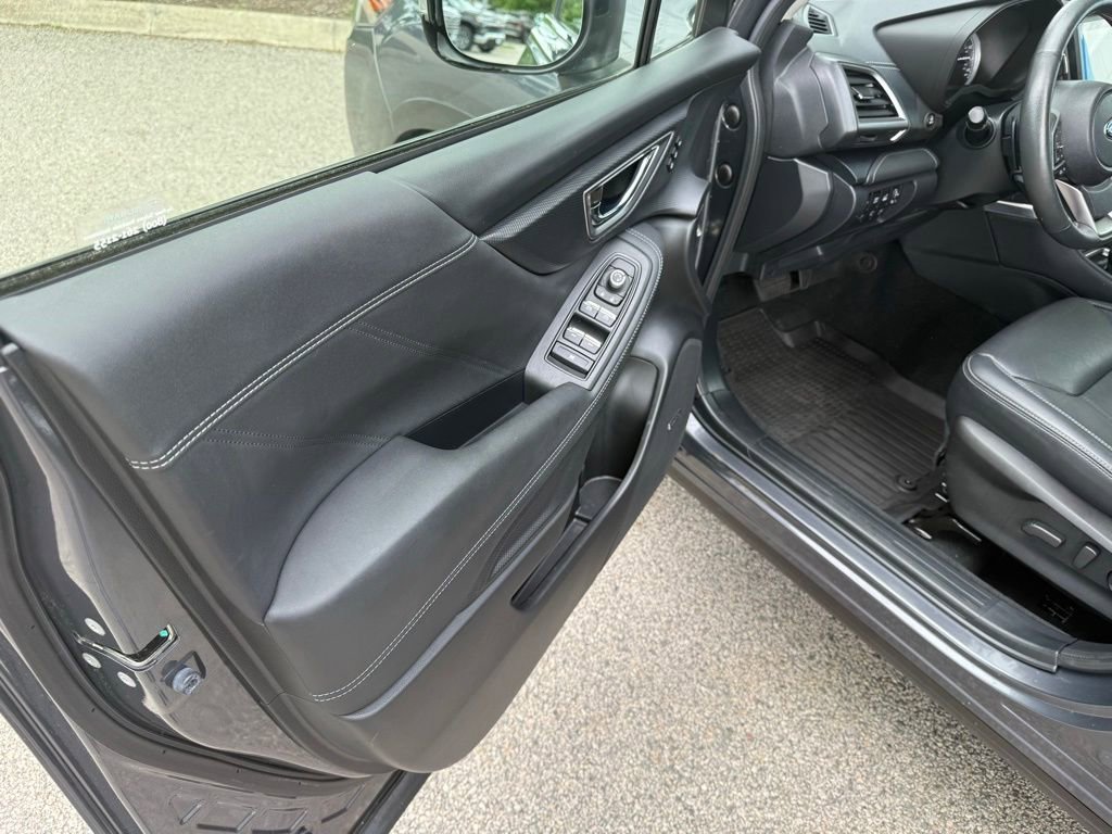 Used 2022 Subaru Forester Touring AWD/4WD image 12