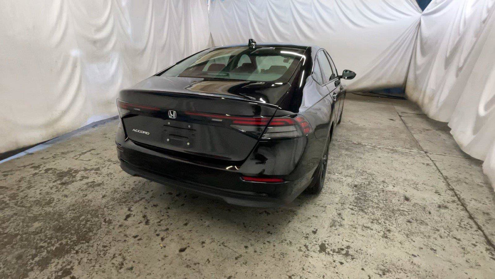 Used 2025 Honda Accord SE image 7