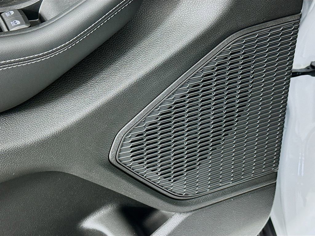 New 2025 Jeep Grand Cherokee L Limited image 25