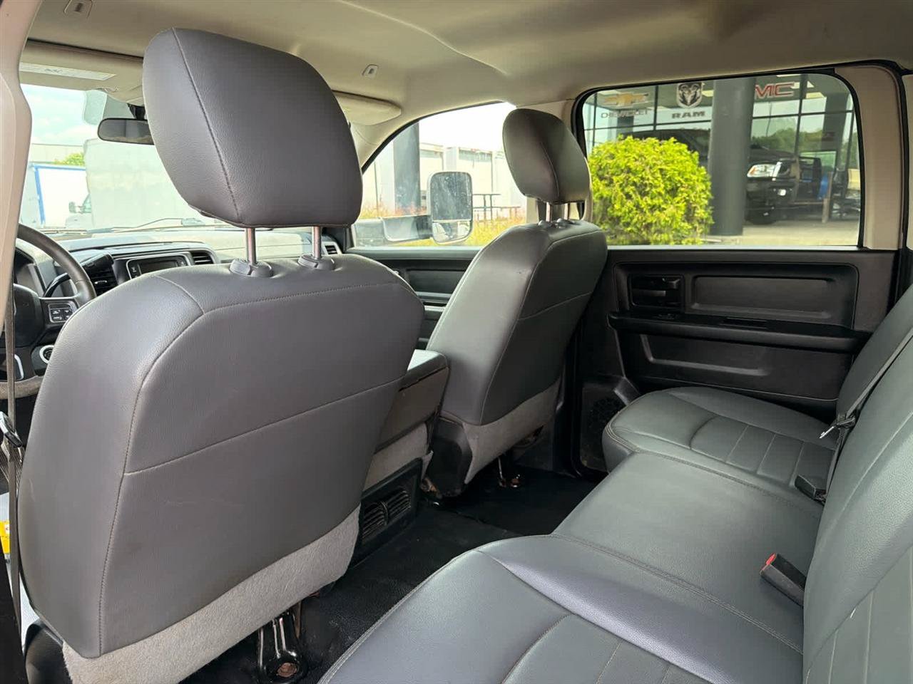 Used 2018 RAM 4500 Tradesman w/ Chrome Appearance Group AWD/4WD image 10