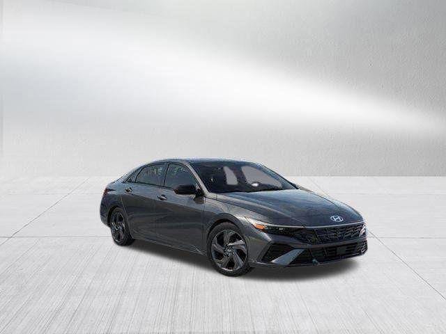 New 2026 Hyundai Elantra Sport FWD video 2