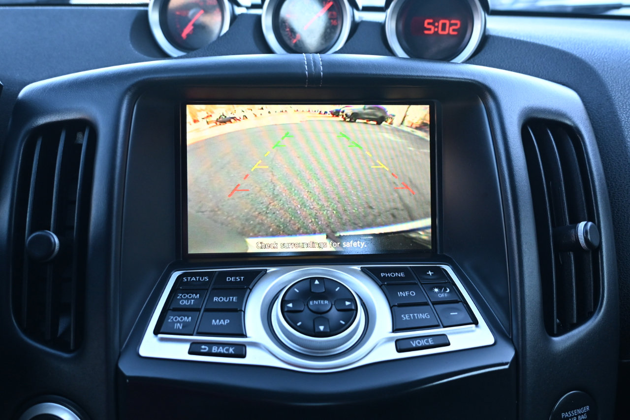 Used 2014 Nissan 370Z Touring w/ Sport Package image 20