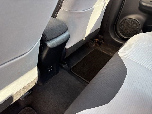 Used 2016 Toyota Prius Two image 30