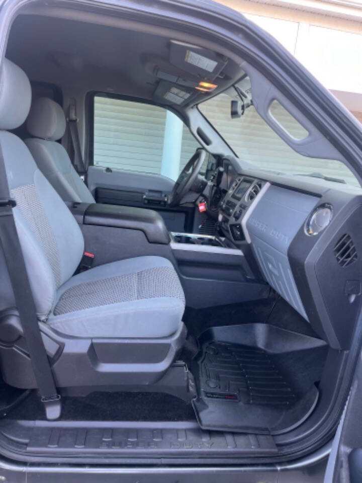 Used 2016 Ford F250 XLT w/ XLT Value Package AWD/4WD image 9
