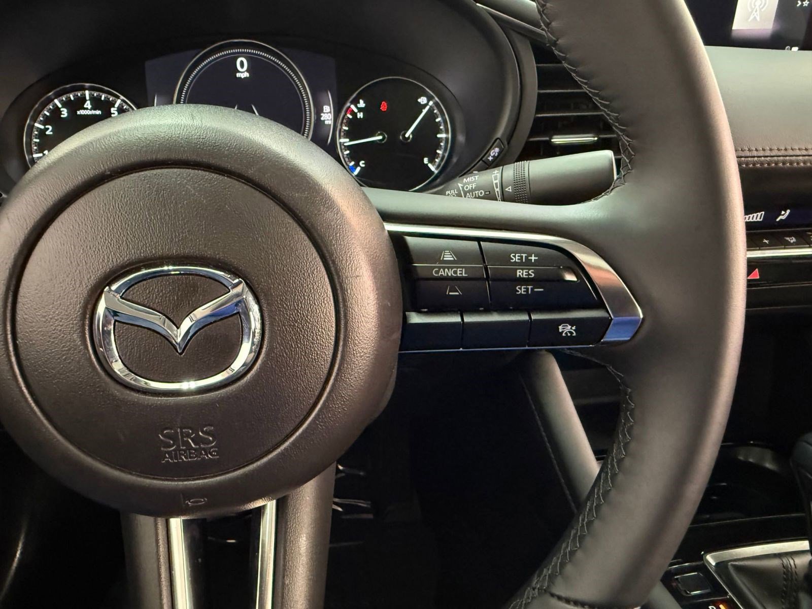 Used 2025 MAZDA MAZDA3 s image 27