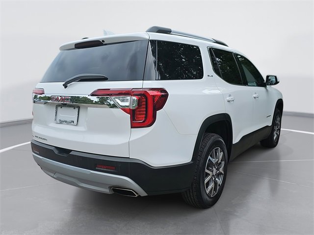 Certified 2022 GMC Acadia SLE w/ Driver Convenience Package image 3